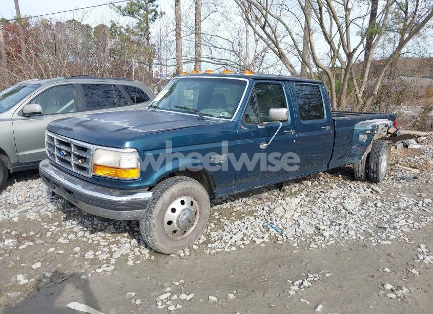Photo 2 of 1995 Ford F350 (VIN 1FTJW35F7SEA71669)