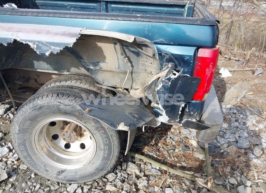 Photo 6 of 1995 Ford F350 (VIN 1FTJW35F7SEA71669)