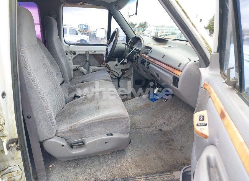 Photo 5 of 1995 Ford F350 (VIN 1FTJW35G2SEA08715)