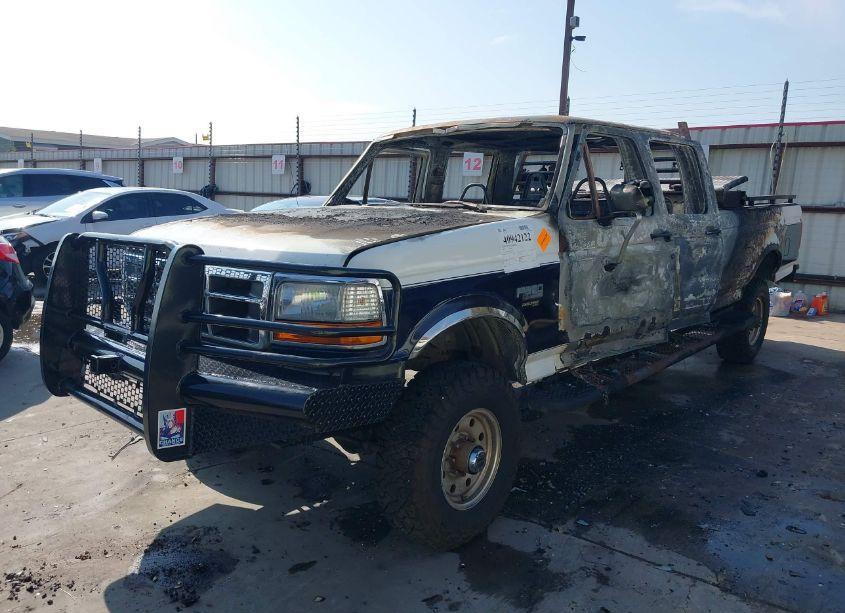 Photo 2 of 1997 Ford F-350 XL (VIN 1FTJW36F7VEA82299)