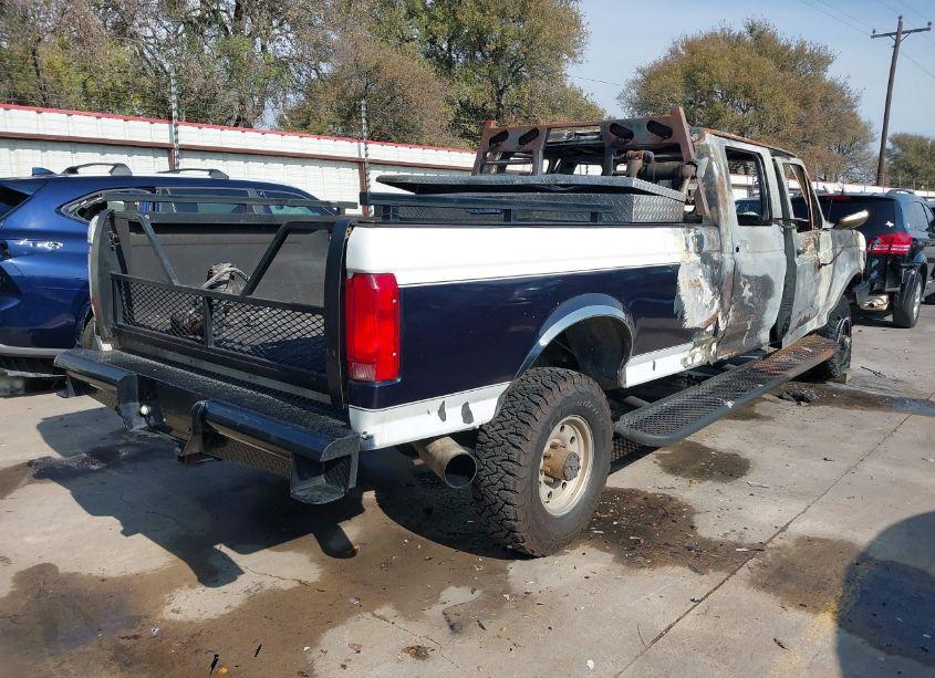 Photo 4 of 1997 Ford F-350 XL (VIN 1FTJW36F7VEA82299)