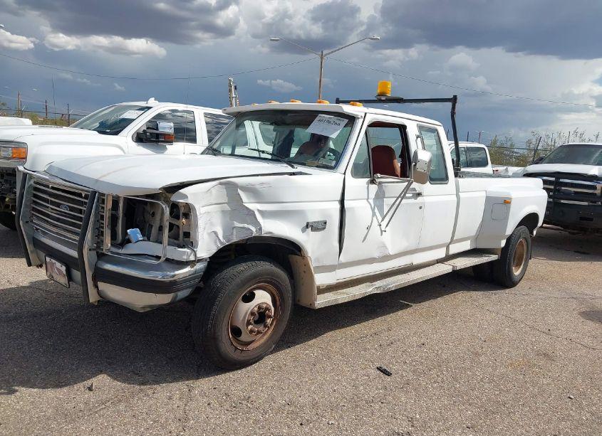 Photo 2 of 1993 Ford F350 N/A (VIN 1FTJX35G7PKB07276)