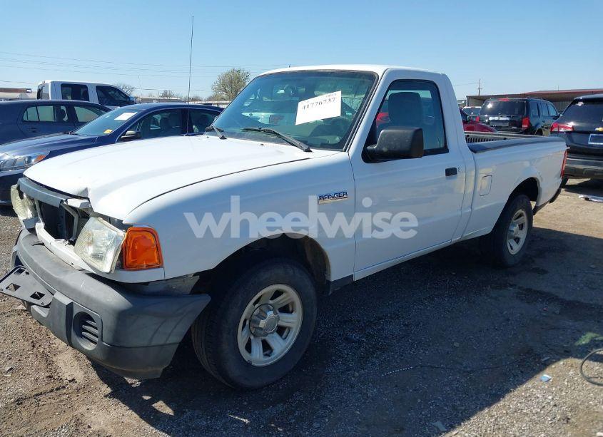 Photo 2 of 2011 Ford Ranger XL (VIN 1FTKR1AD2BPB01640)