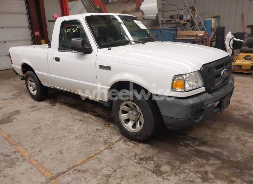 2010 Ford Ranger XL/XLT (VIN 1FTKR1AD3APA64130) main photo