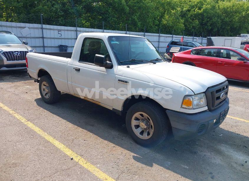 2011 Ford Ranger XL (VIN 1FTKR1AD5BPA59111) main photo