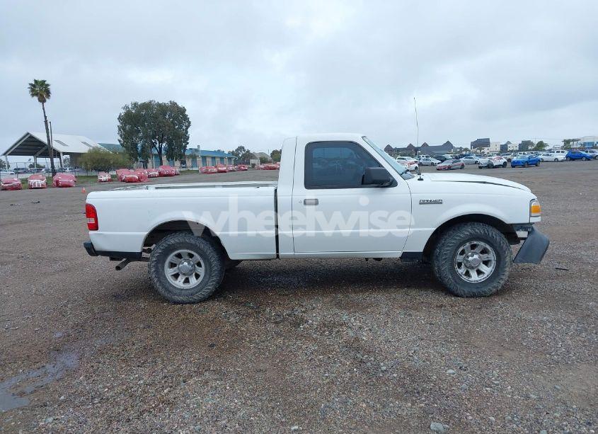 Photo 13 of 2010 Ford Ranger XL/XLT (VIN 1FTKR1AD9APA41385)