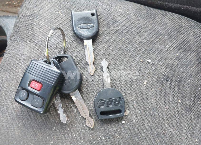 Photo 11 of 2010 Ford Ranger XL/XLT (VIN 1FTKR1ED0APA31838)