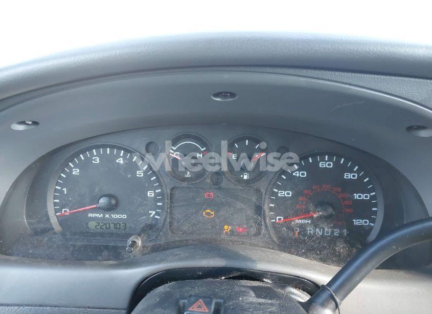 Photo 7 of 2010 Ford Ranger XL/XLT (VIN 1FTKR1ED2APA41268)