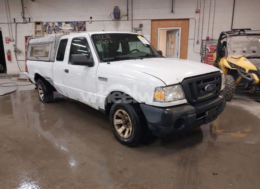 2011 Ford Ranger XL (VIN 1FTKR1ED4BPA82129) main photo
