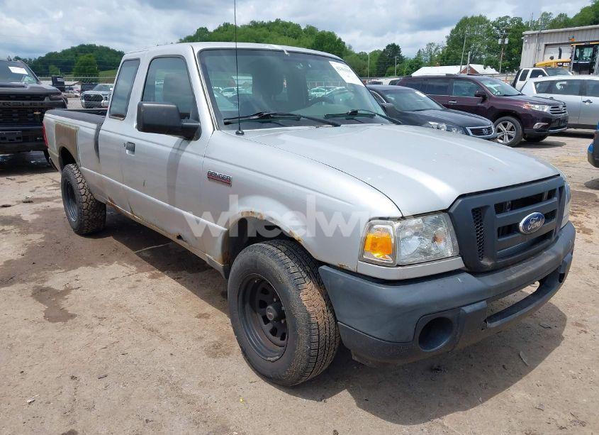2011 Ford Ranger XL (VIN 1FTKR1ED5BPA88988) main photo