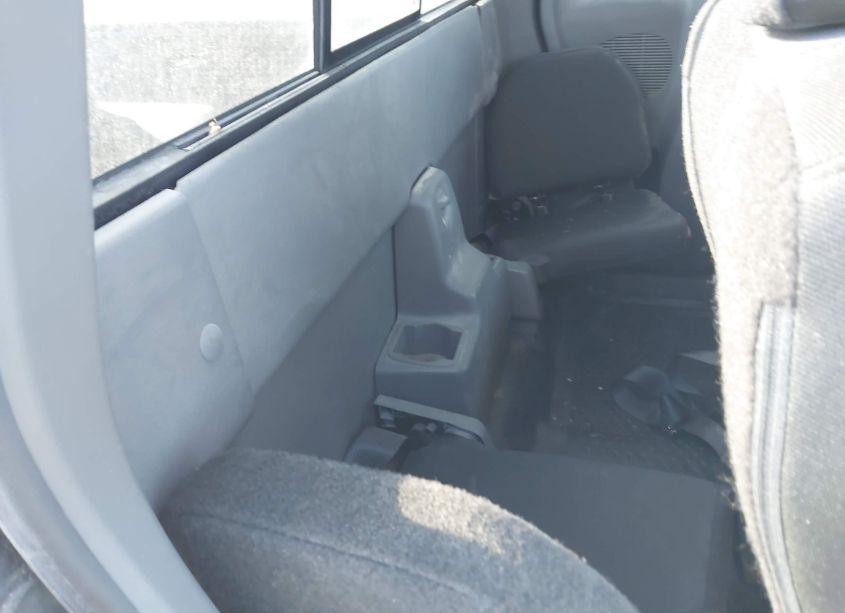 Photo 8 of 2011 Ford Ranger SPORT (VIN 1FTLR4FE0BPA15752)