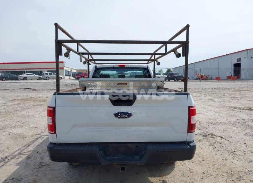 Photo 16 of 2018 Ford F-150 XL (VIN 1FTMF1C57JKE27758)