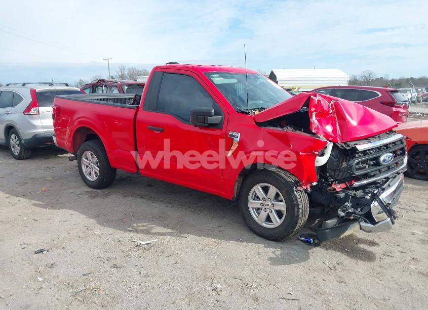 2023 Ford F-150 XLT (VIN 1FTMF1C59PKE04135) main photo