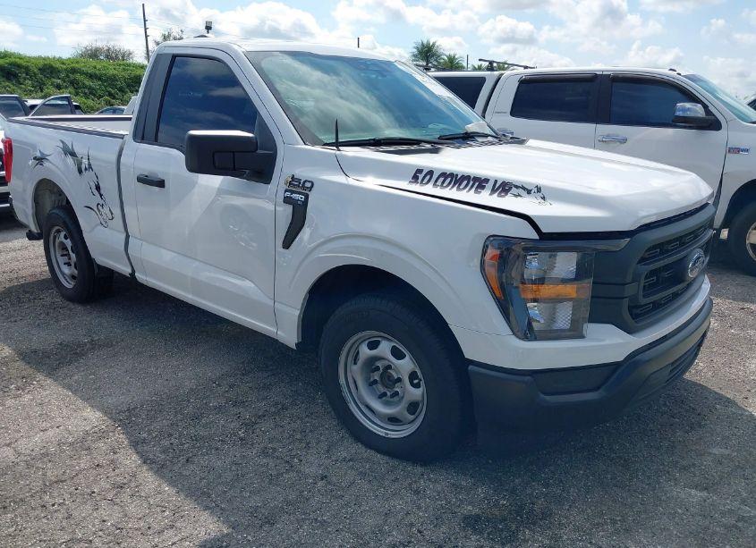2023 Ford F-150 XL (VIN 1FTMF1C59PKF26493) main photo