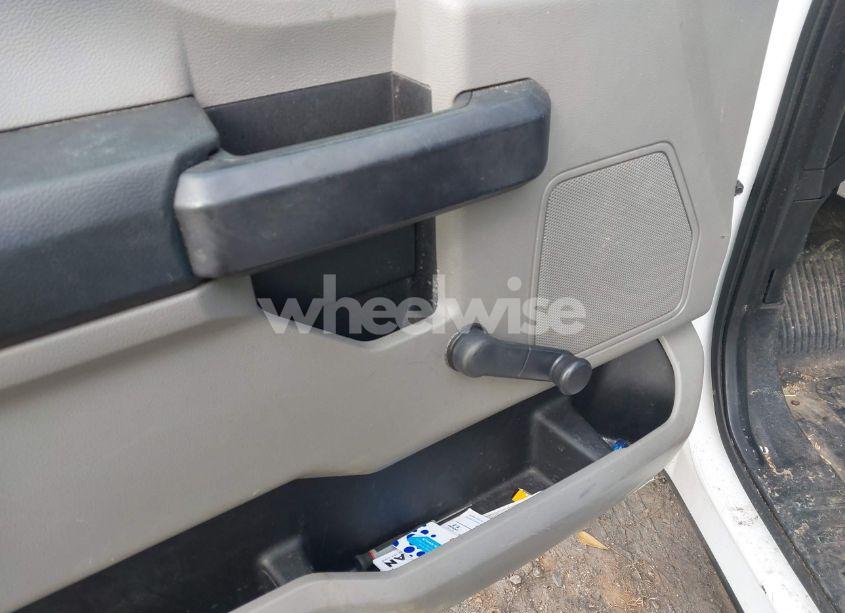 Photo 19 of 2016 Ford F-150 XL (VIN 1FTMF1C80GKD51030)