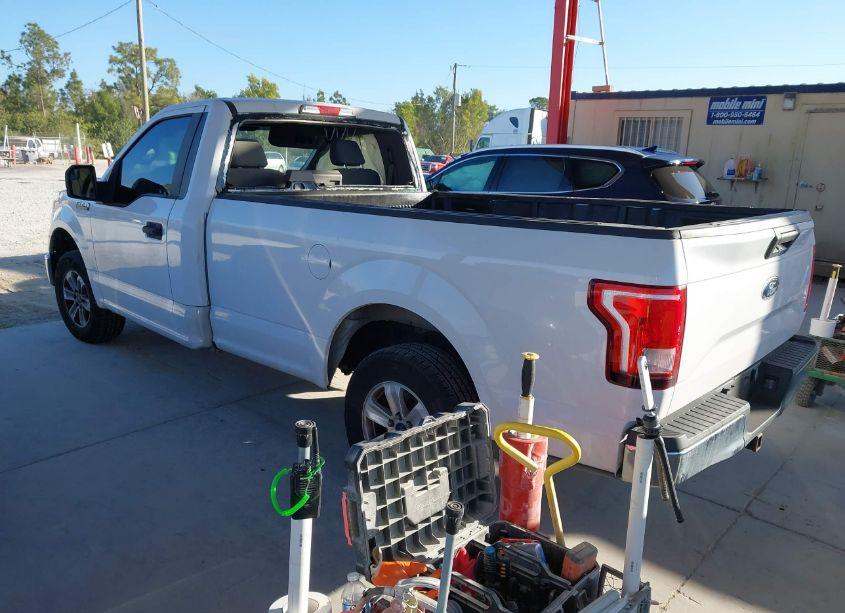 Photo 3 of 2016 Ford F-150 XL (VIN 1FTMF1C80GKF15425)