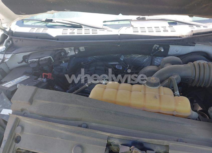 Photo 10 of 2015 Ford F-150 XL (VIN 1FTMF1C82FKE52391)