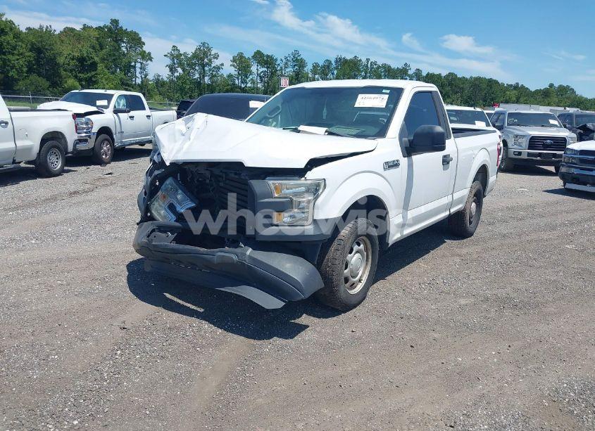 Photo 2 of 2015 Ford F-150 XL (VIN 1FTMF1C82FKE52391)