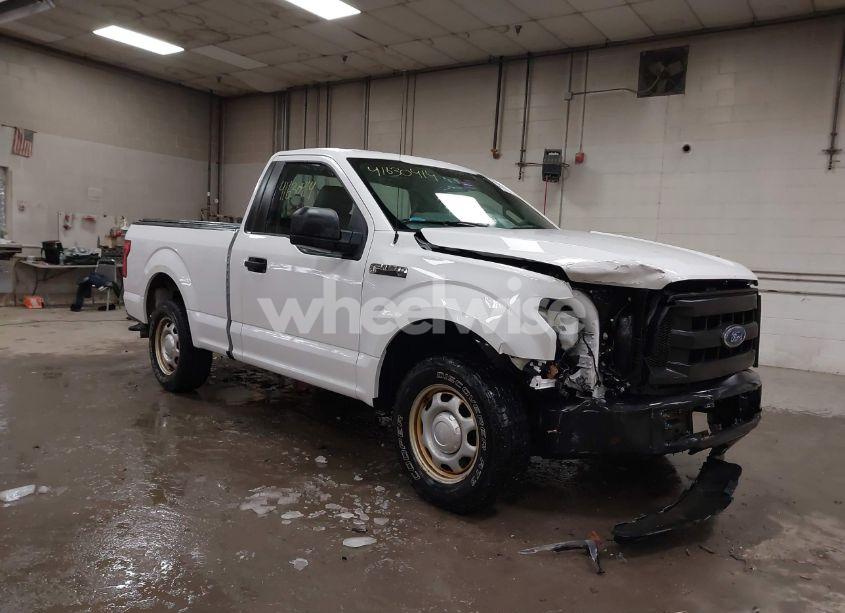 2016 Ford F-150 XL (VIN 1FTMF1C82GFB06576) main photo