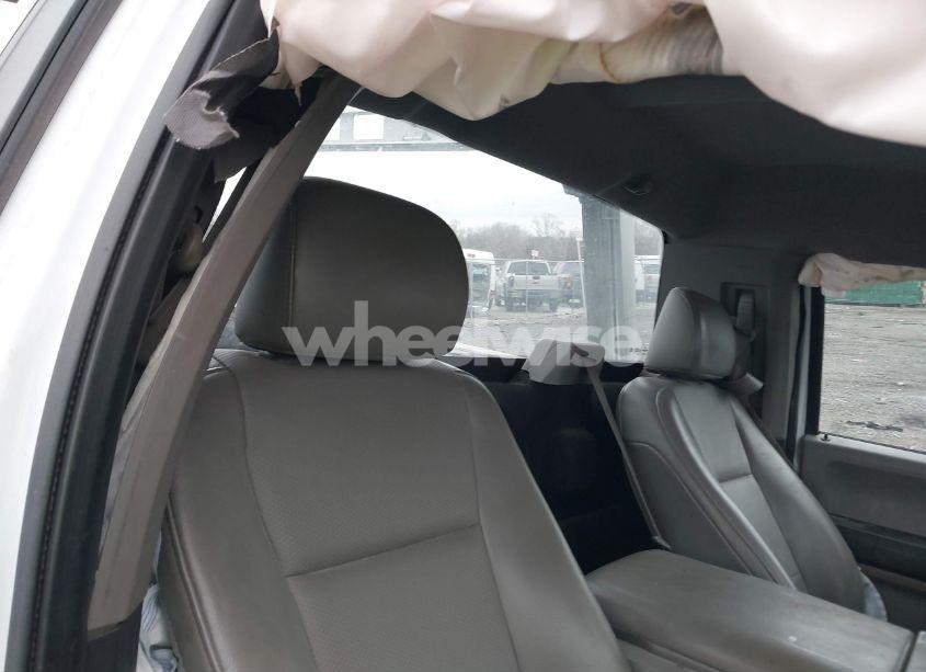 Photo 8 of 2016 Ford F-150 XL (VIN 1FTMF1C82GKE09154)