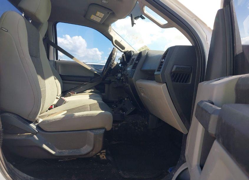 Photo 5 of 2017 Ford F-150 XL (VIN 1FTMF1C83HKD56885)