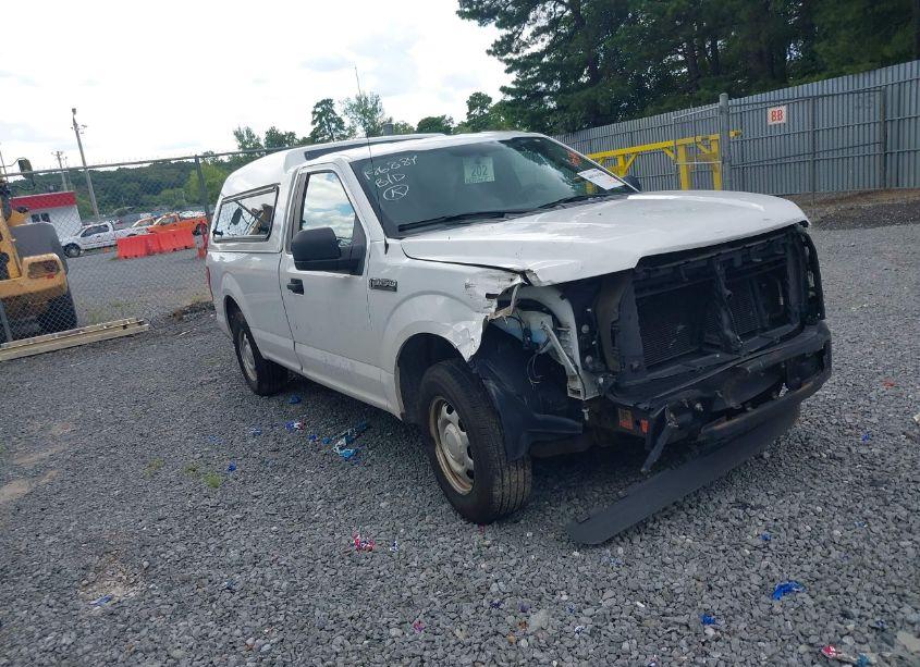 2015 Ford F-150 XL (VIN 1FTMF1C85FKD69814) main photo