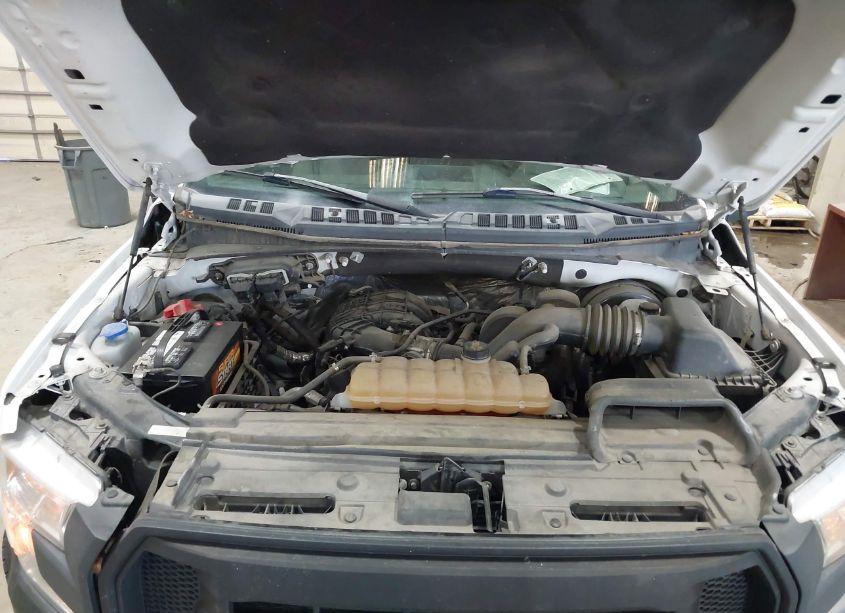 Photo 10 of 2016 Ford F-150 XL (VIN 1FTMF1C85GKD55879)