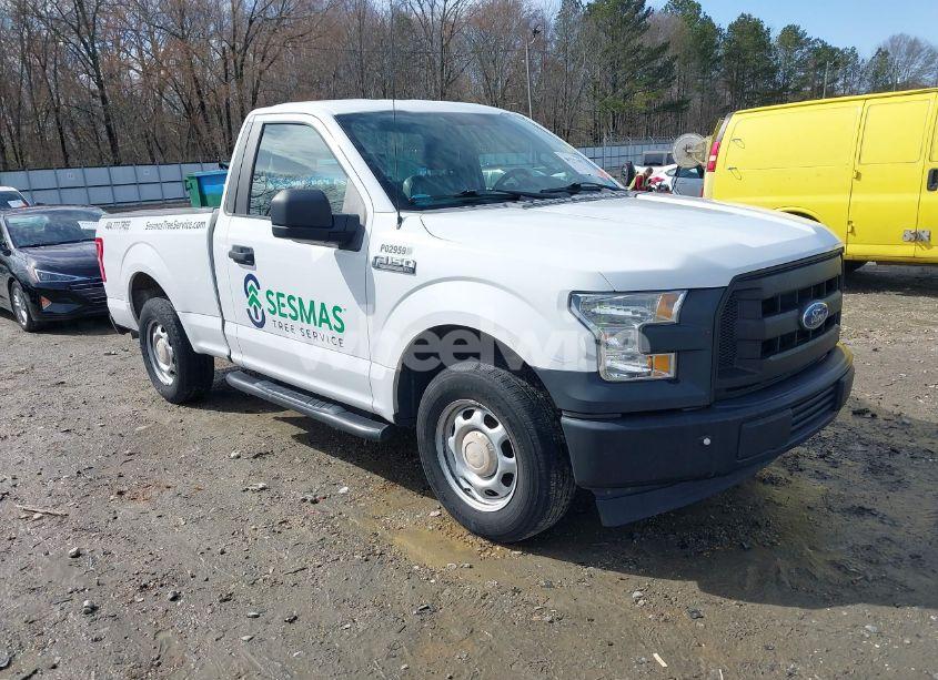 2017 Ford F-150 XL (VIN 1FTMF1C85HFC36014) main photo