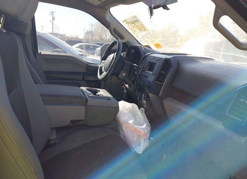 Photo 4 of 2017 Ford F-150 XL (VIN 1FTMF1C85HKC59137)