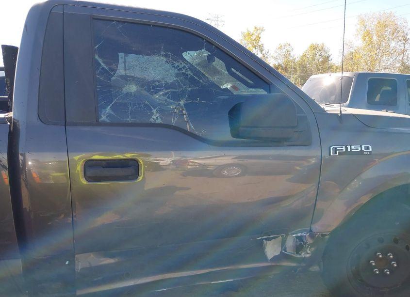 Photo 5 of 2017 Ford F-150 XL (VIN 1FTMF1C85HKC59137)