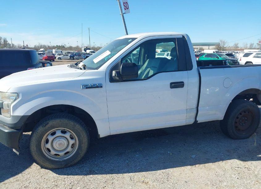 Photo 14 of 2015 Ford F-150 XL (VIN 1FTMF1C86FKD17382)