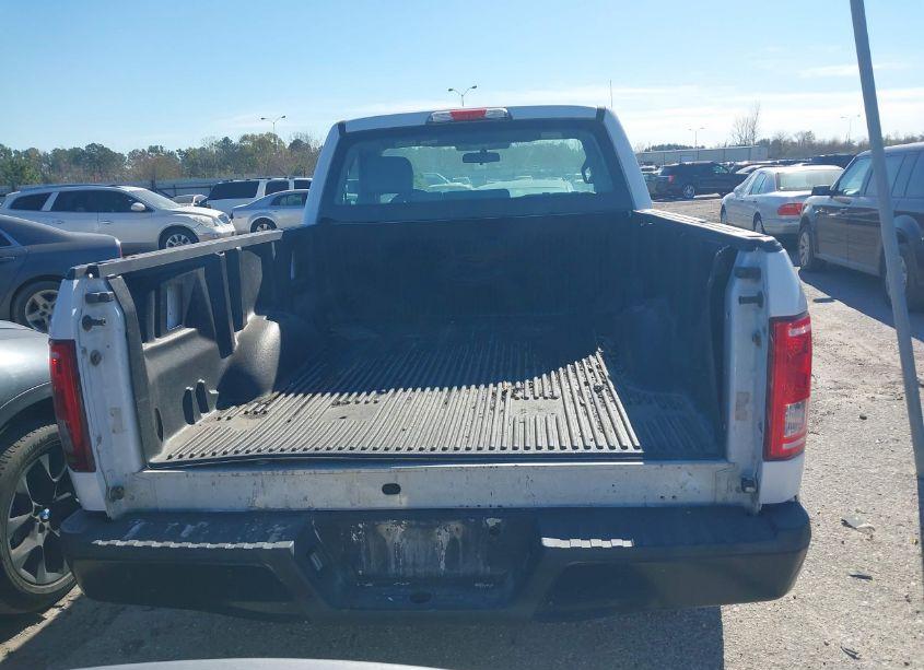 Photo 16 of 2015 Ford F-150 XL (VIN 1FTMF1C86FKD17382)