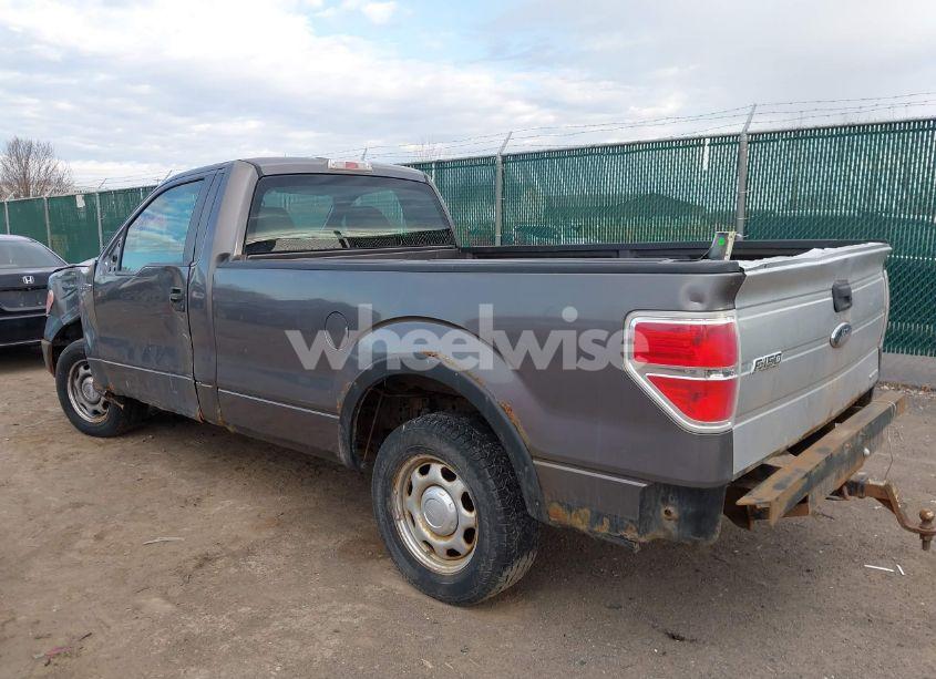 Photo 3 of 2010 Ford F-150 XL/XLT (VIN 1FTMF1C8XAKA97981)