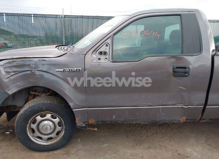 Photo 6 of 2010 Ford F-150 XL/XLT (VIN 1FTMF1C8XAKA97981)