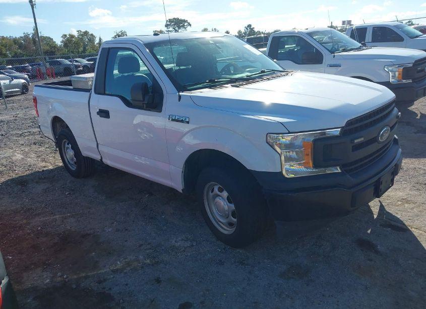 2019 Ford F-150 XL (VIN 1FTMF1CB0KKE51472) main photo