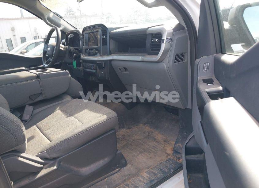 Photo 5 of 2022 Ford F-150 XL (VIN 1FTMF1CB0NKD83212)