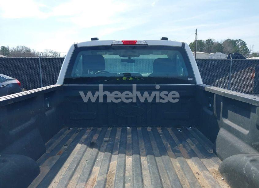 Photo 8 of 2022 Ford F-150 XL (VIN 1FTMF1CB0NKD83212)