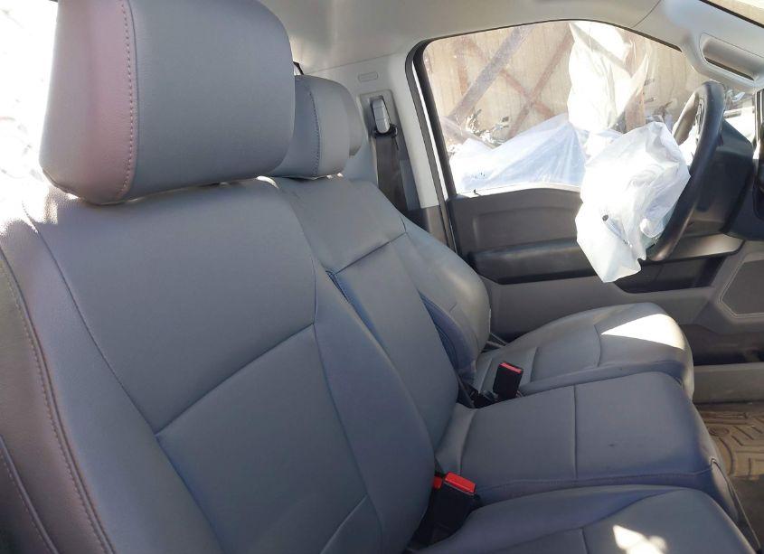 Photo 8 of 2022 Ford F-150 XL (VIN 1FTMF1CB0NKF06071)