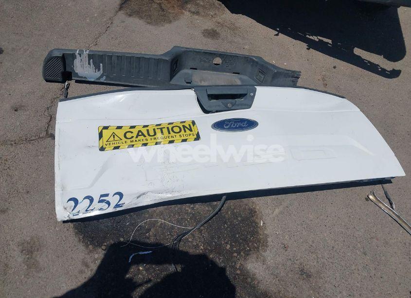 Photo 12 of 2018 Ford F-150 XL (VIN 1FTMF1CB1JKC58164)