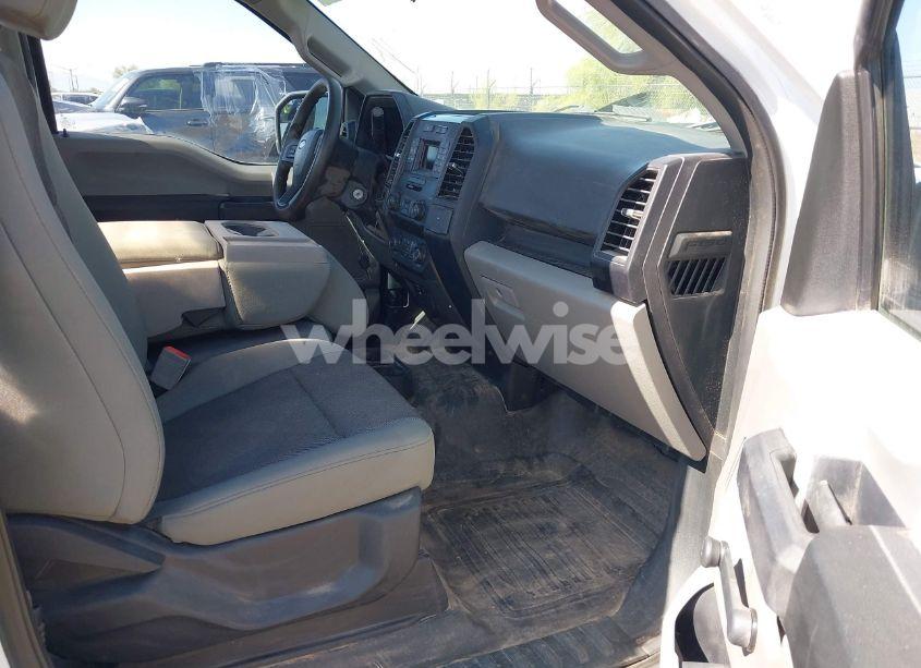 Photo 5 of 2018 Ford F-150 XL (VIN 1FTMF1CB1JKC58164)