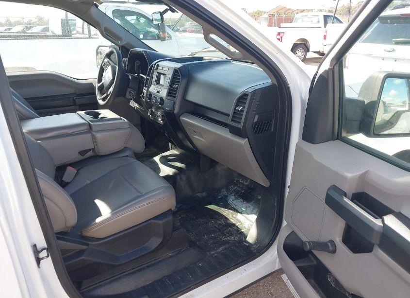 Photo 5 of 2019 Ford F-150 XL (VIN 1FTMF1CB1KKD22754)