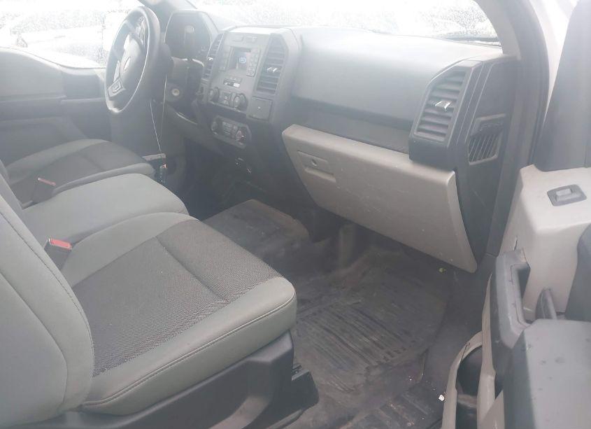 Photo 5 of 2020 Ford F-150 XL (VIN 1FTMF1CB1LKE96812)