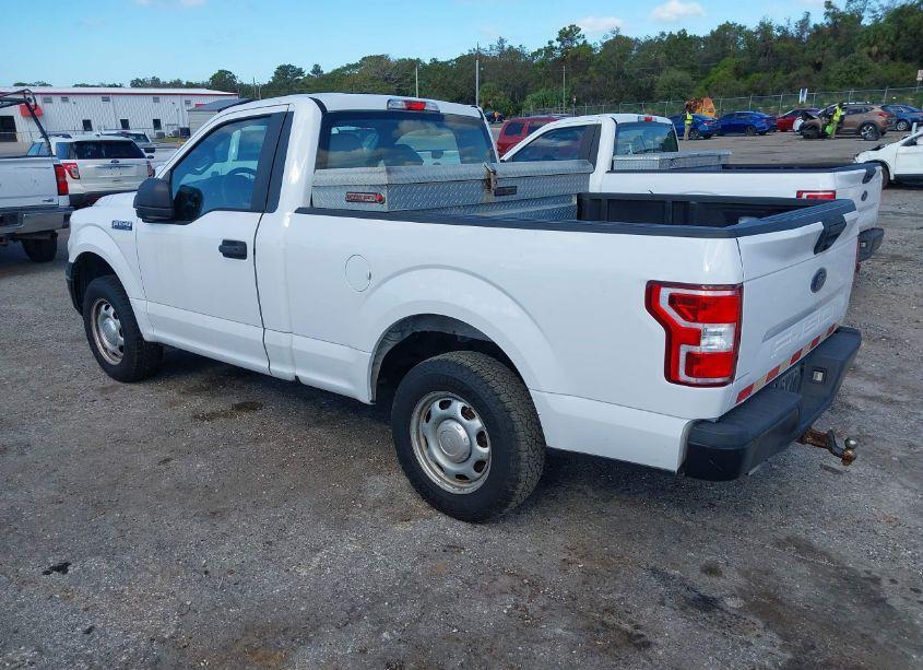 Photo 3 of 2019 Ford F-150 XL (VIN 1FTMF1CB2KKE51473)