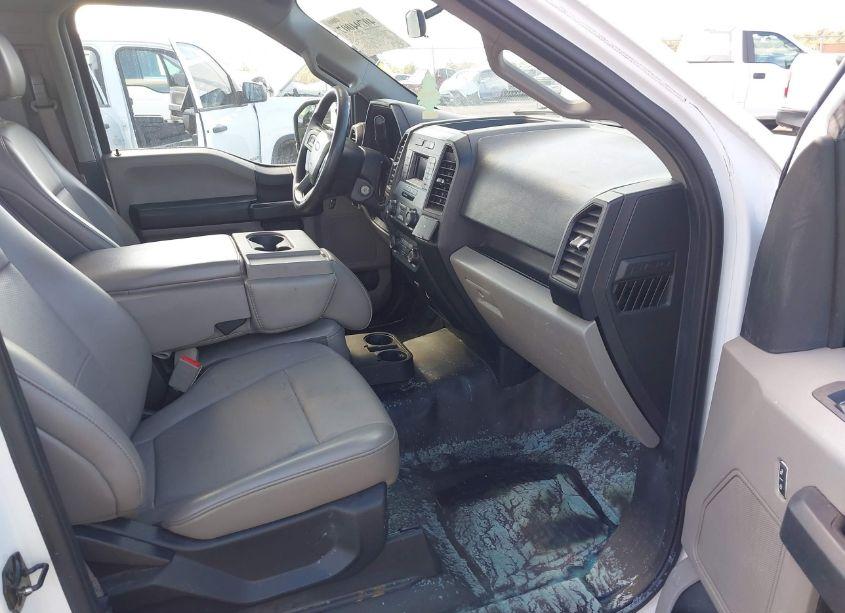 Photo 5 of 2019 Ford F-150 XL (VIN 1FTMF1CB2KKE51473)