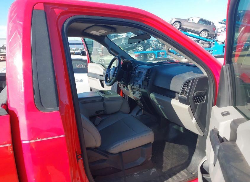 Photo 8 of 2018 Ford F-150 XL (VIN 1FTMF1CB3JFA42101)