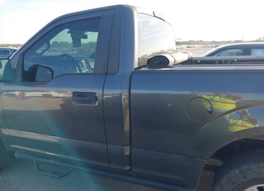 Photo 14 of 2018 Ford F-150 XL (VIN 1FTMF1CB3JKE06105)