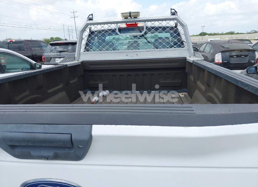 Photo 8 of 2018 Ford F-150 XL (VIN 1FTMF1CB3JKE60746)