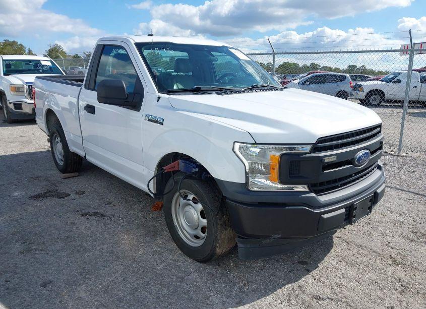 2019 Ford F-150 XL (VIN 1FTMF1CB3KKE51482) main photo
