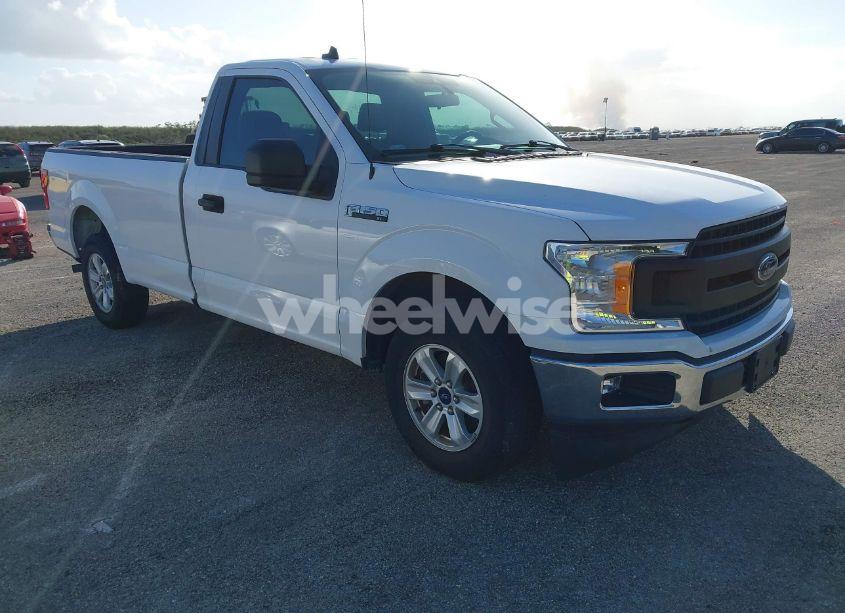 2020 Ford F-150 XL (VIN 1FTMF1CB3LKE14790) main photo