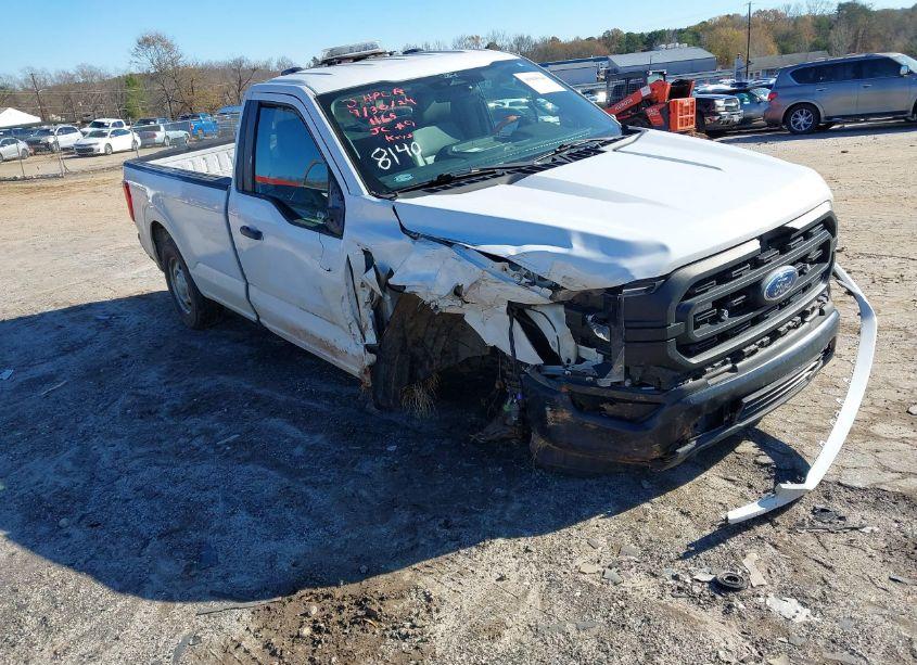 2022 Ford F-150 XL (VIN 1FTMF1CB3NKD90459) main photo